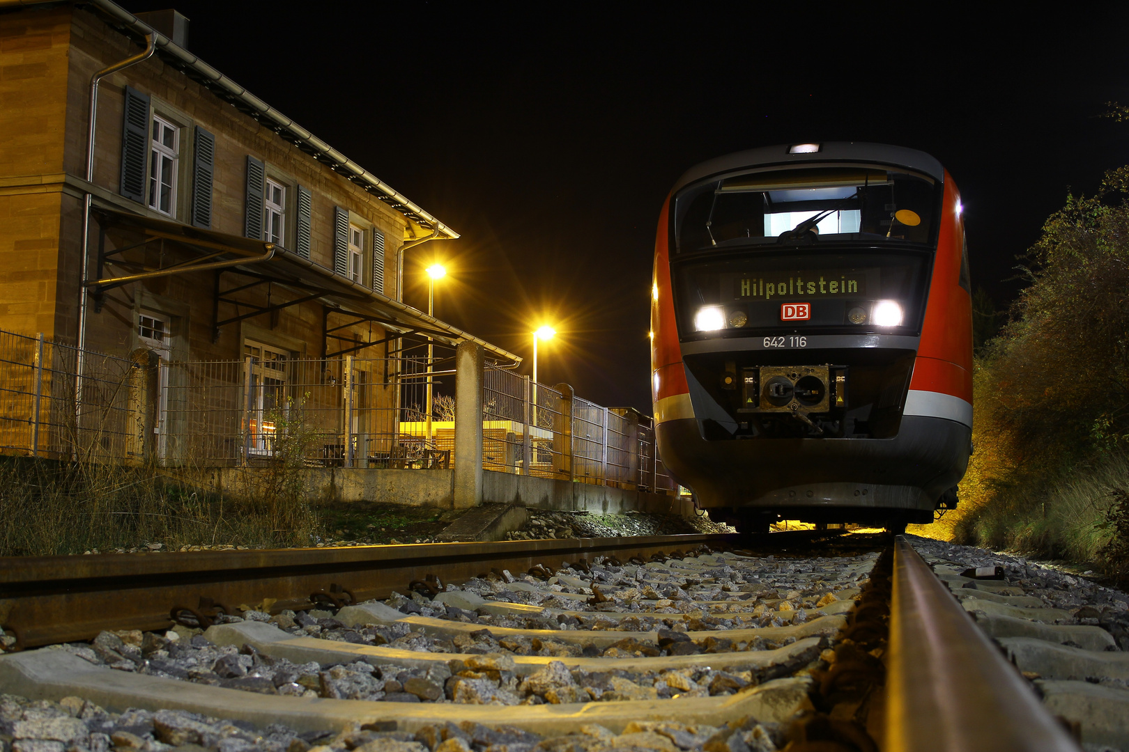 Nächtlicher Bahnhof Hilpoltstein