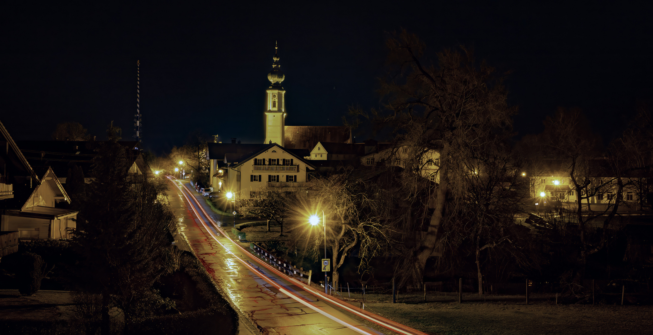 Nächtlicher Glanz in der Stille