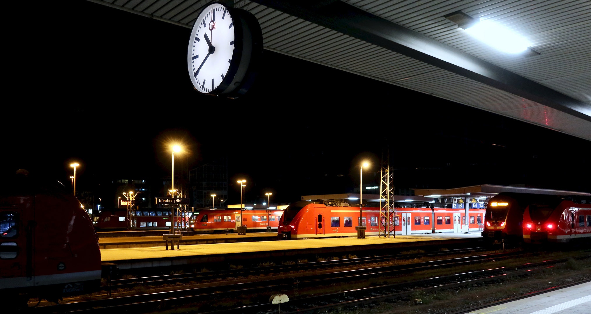 Nächtlicher Nürnberger Nahverkehr