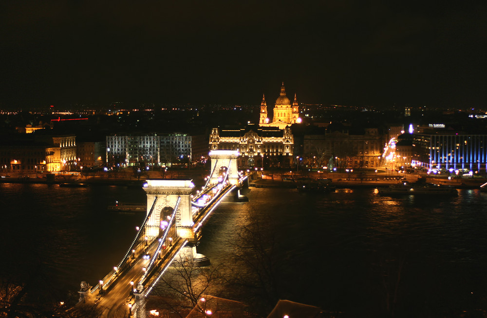 nächtliches Budapest