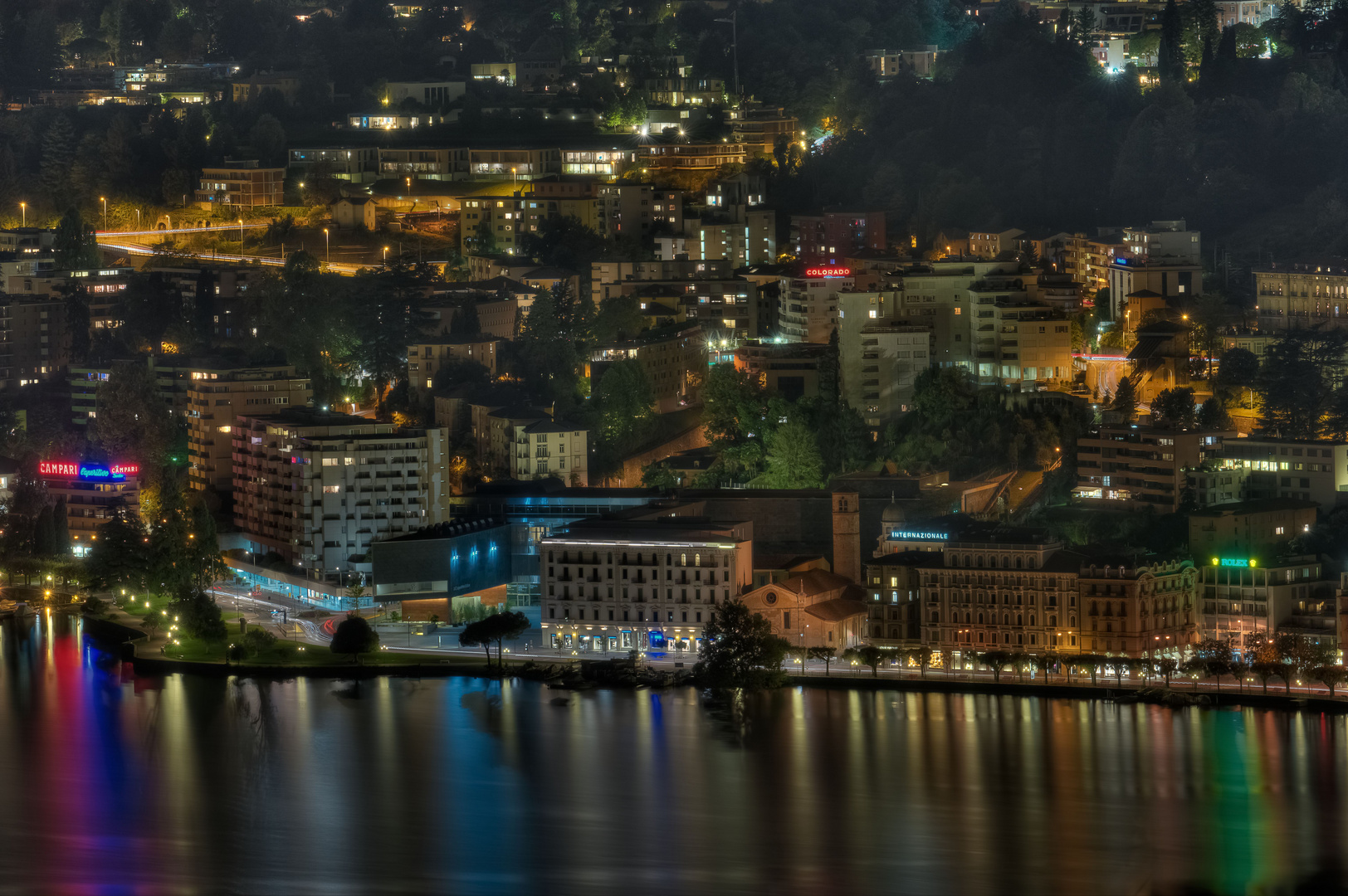 Nächtliches Lugano, Schweiz