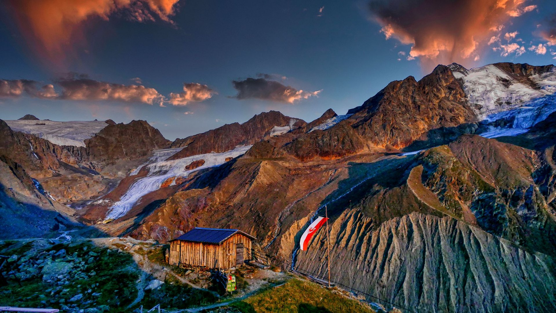 nähe Weißkugelhütte mit Weißkugel rechts