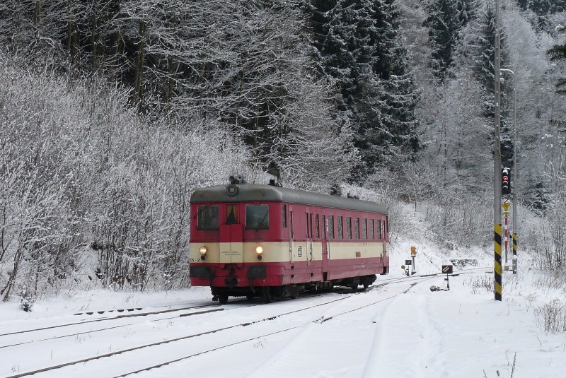 Nähmaschine im winterlichen Branná - in ein paar Tagen ist es vorbei