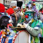 Närrischer Marsbewohner auf dem Kölner Neumarkt