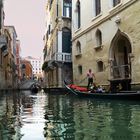 Nager dans Venise.
