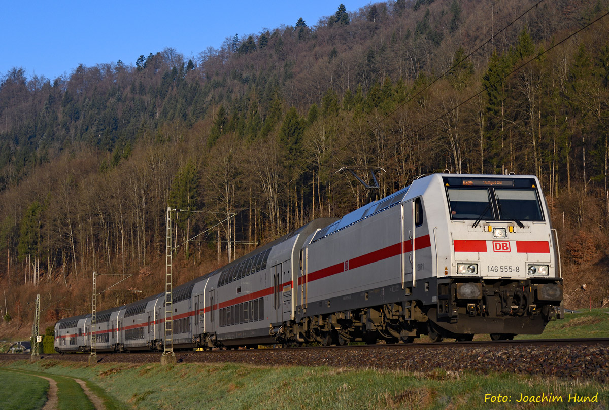 Nah- und Fernverkehr in einem Zug