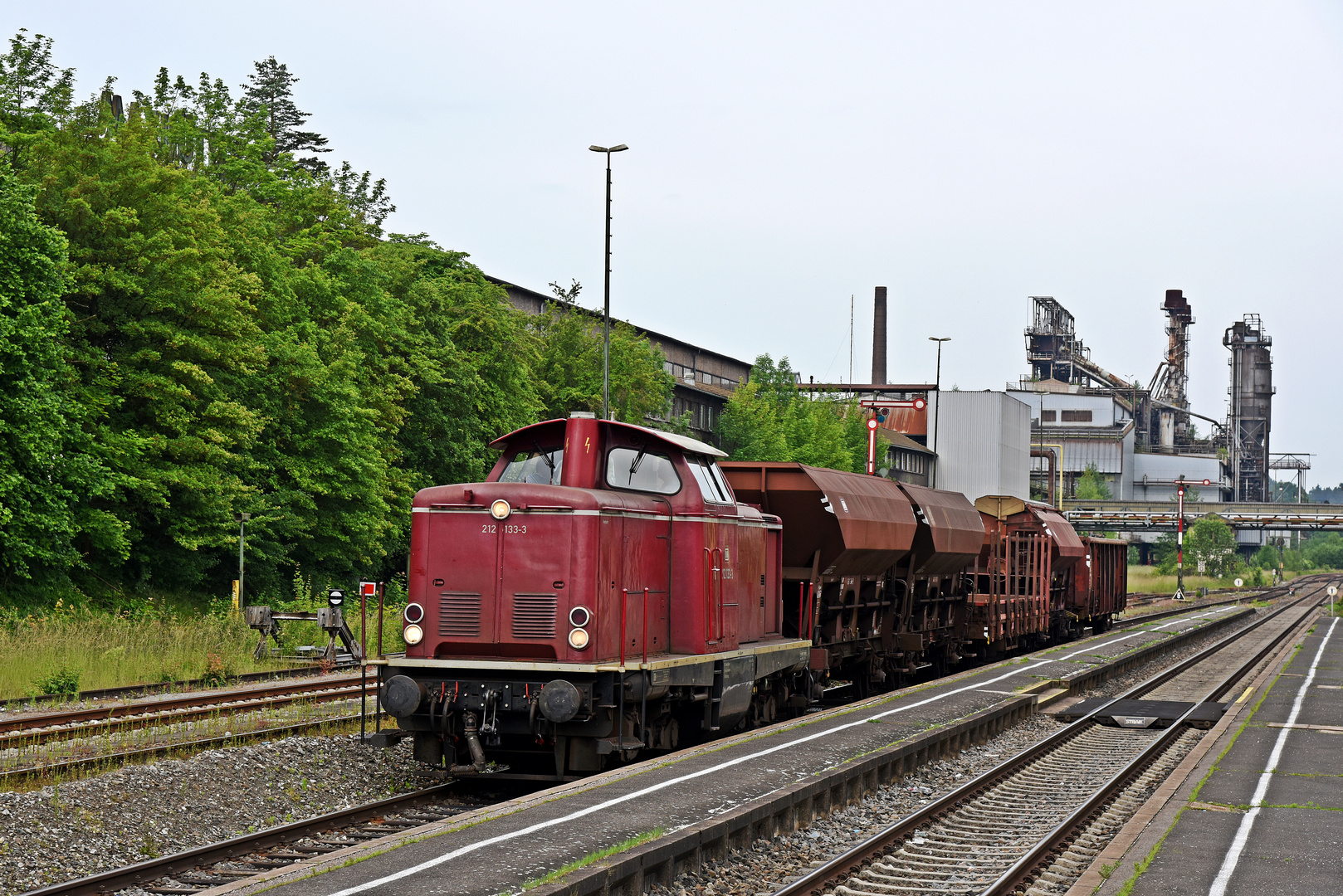  Nahgüterzug mit alter Diesellok in der Oberpfalz 3