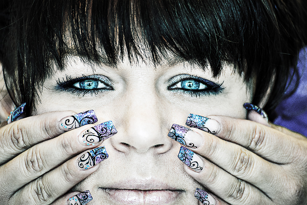 nails and eyes