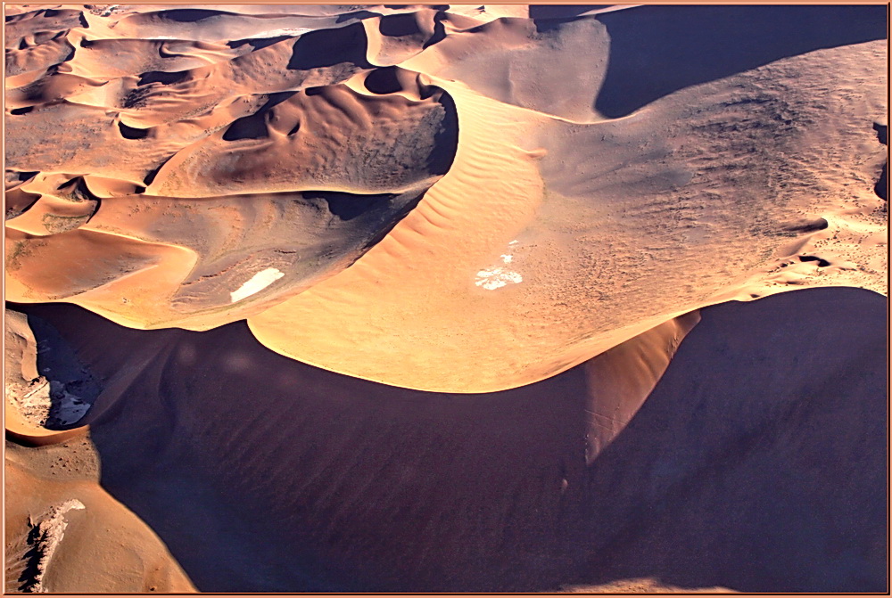 Namib     -----         Form und Farbe