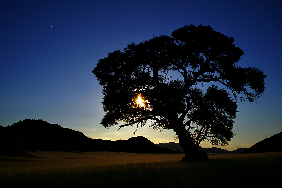 Namibia 2011 – 30 Sekunden Vollmondlicht über der Namib