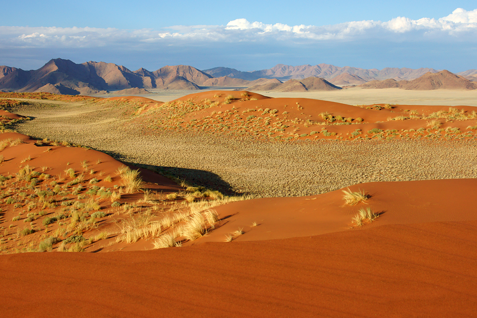 Namibia 2012 – Definition Grösse – auf seinem Land hätte die Stadt Zürich über zweimal Platz….