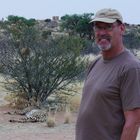 Namibia - Hautnahe Begegnung mit einem Gepard
