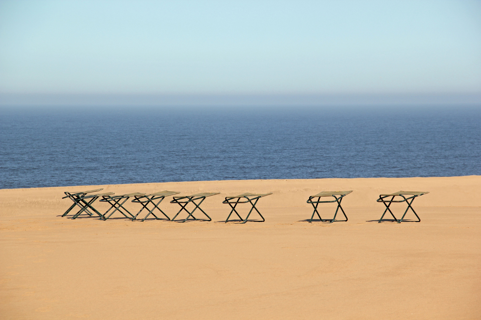 Namibia - Swakopmund Stilleben in Dünenlandschaft