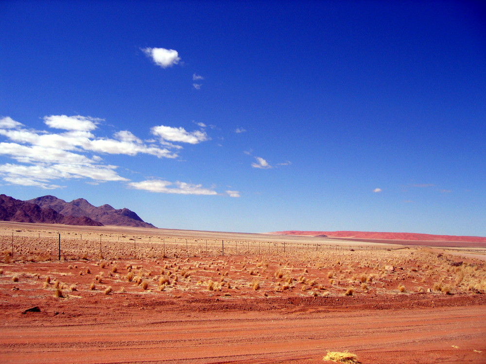 Namibia, weites Land in Zauneshand