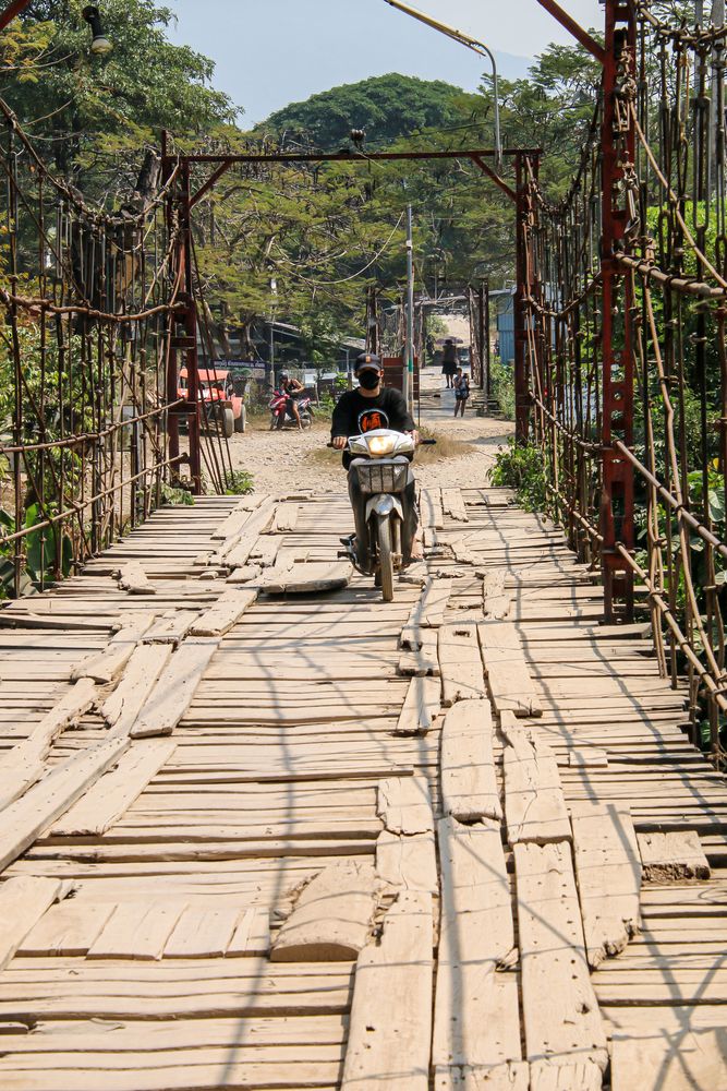 Namsong Bridge (Vang Vieng)