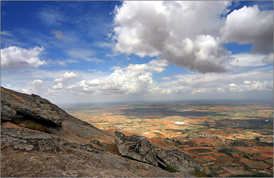 Nandi Hills Series - Tipus drop