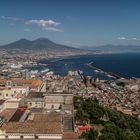 Naples, au pied d'un Vésuve seulement assoupi.