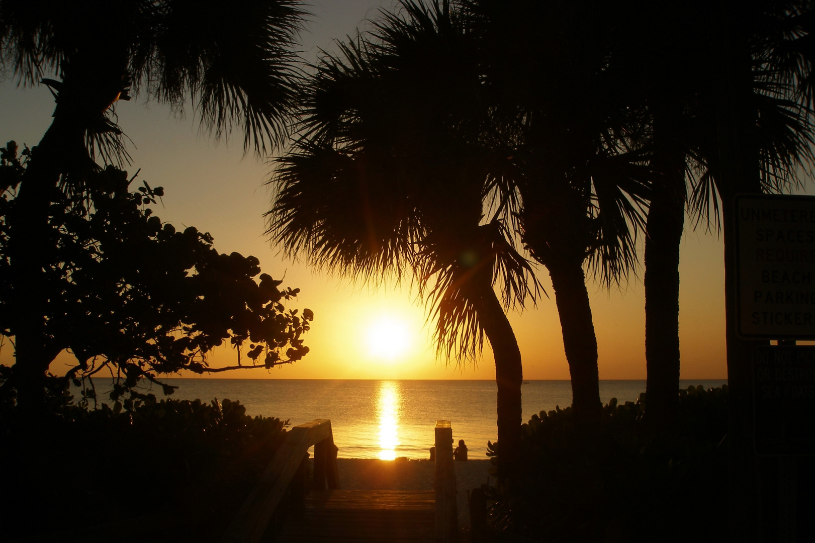 Naples Beach bei Sonnenuntergang