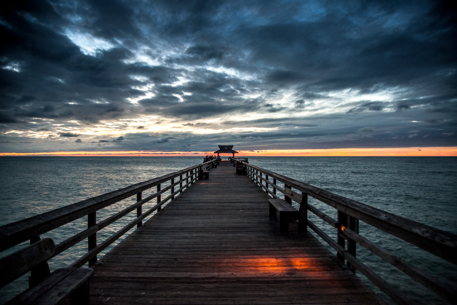 Naples Pier bei Nacht