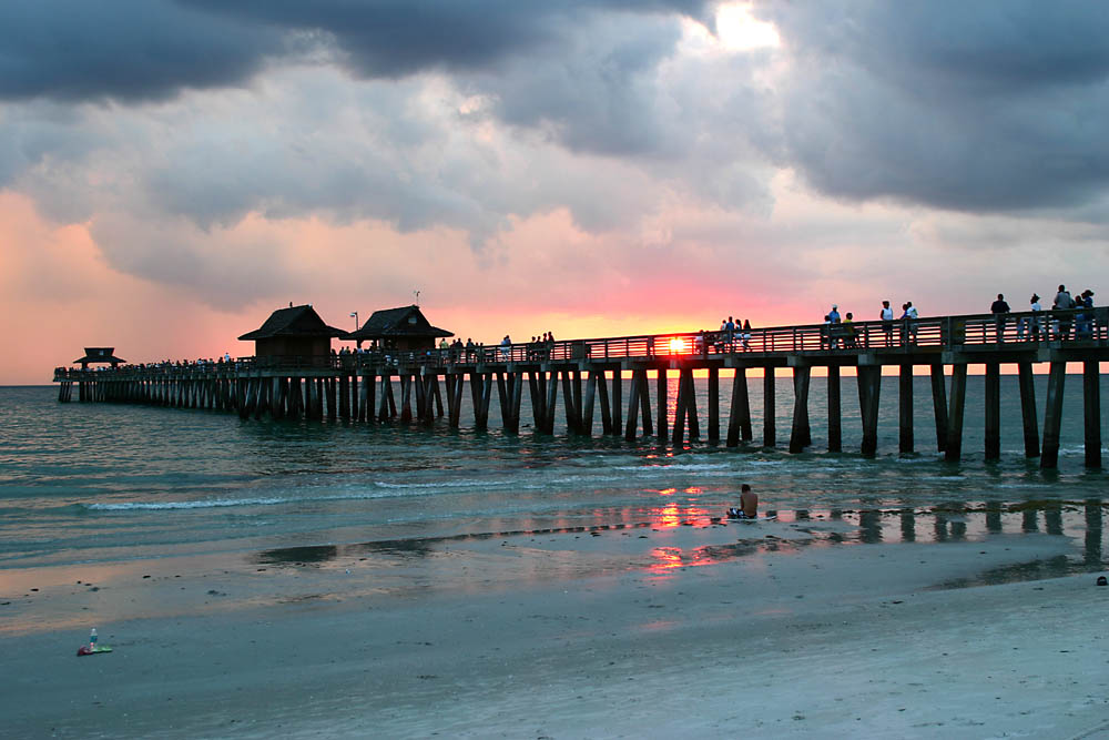 Naples-Pier.