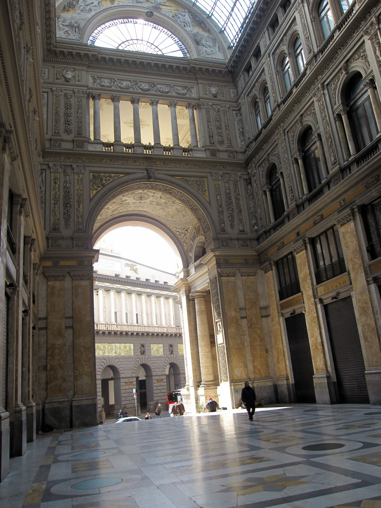 Napoli - La Galleria Umberto I