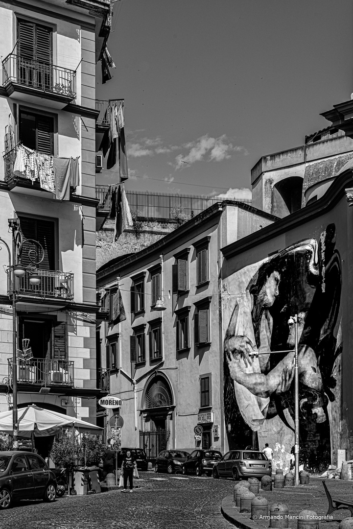 Napoli - Murales in Piazza Sanità