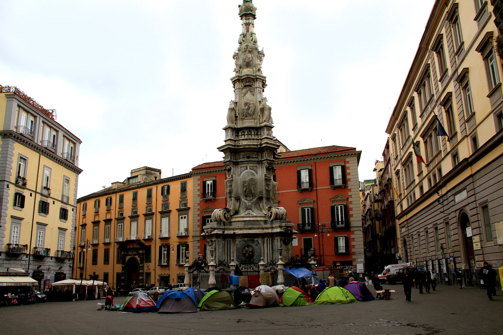 Napoli Piazza del Gesù - Manifestazione No capitalismo