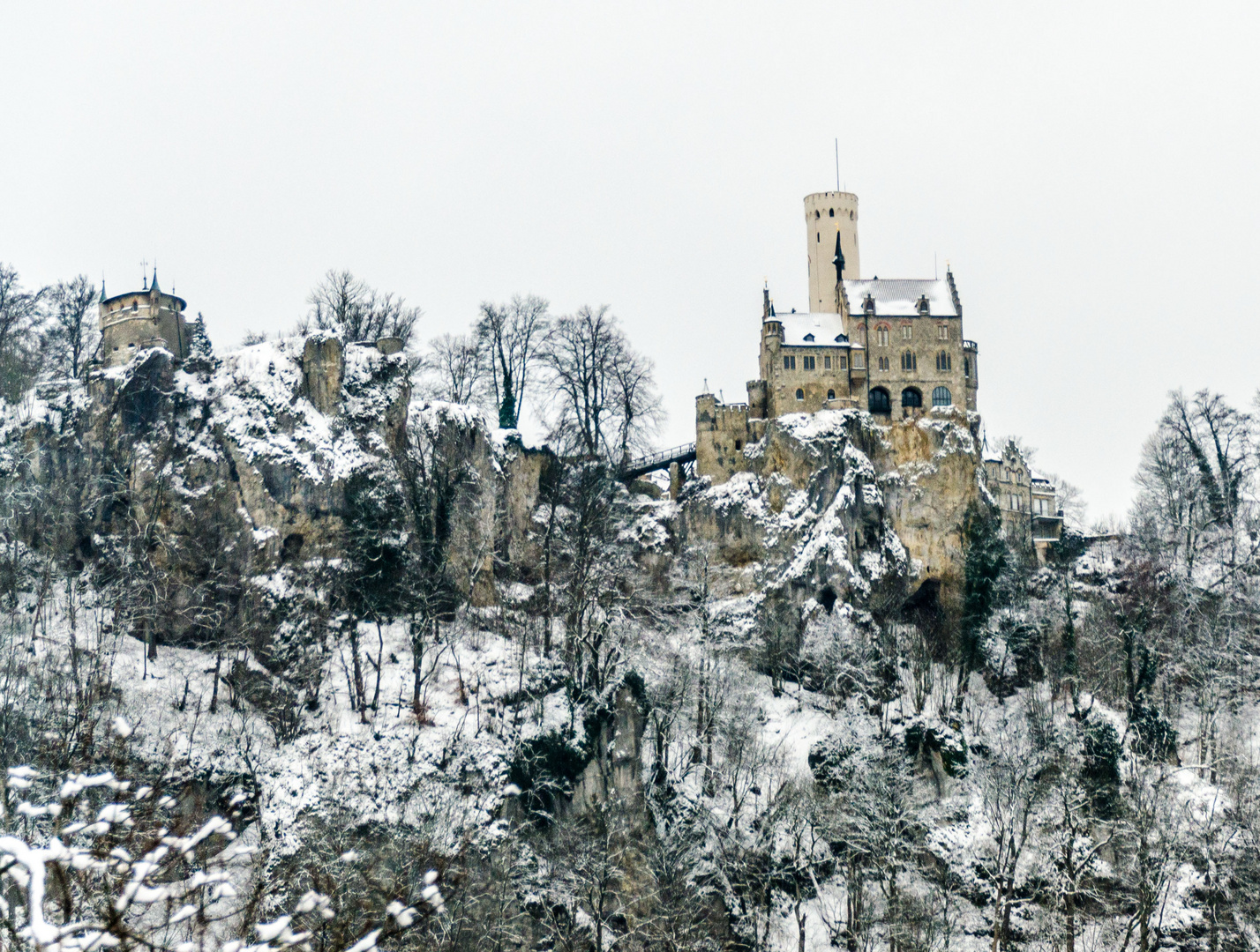 naseweiß an der Kante der schwäbischen Alb