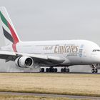 Nasse Landung auf der Polderbaan ( EK A380 )