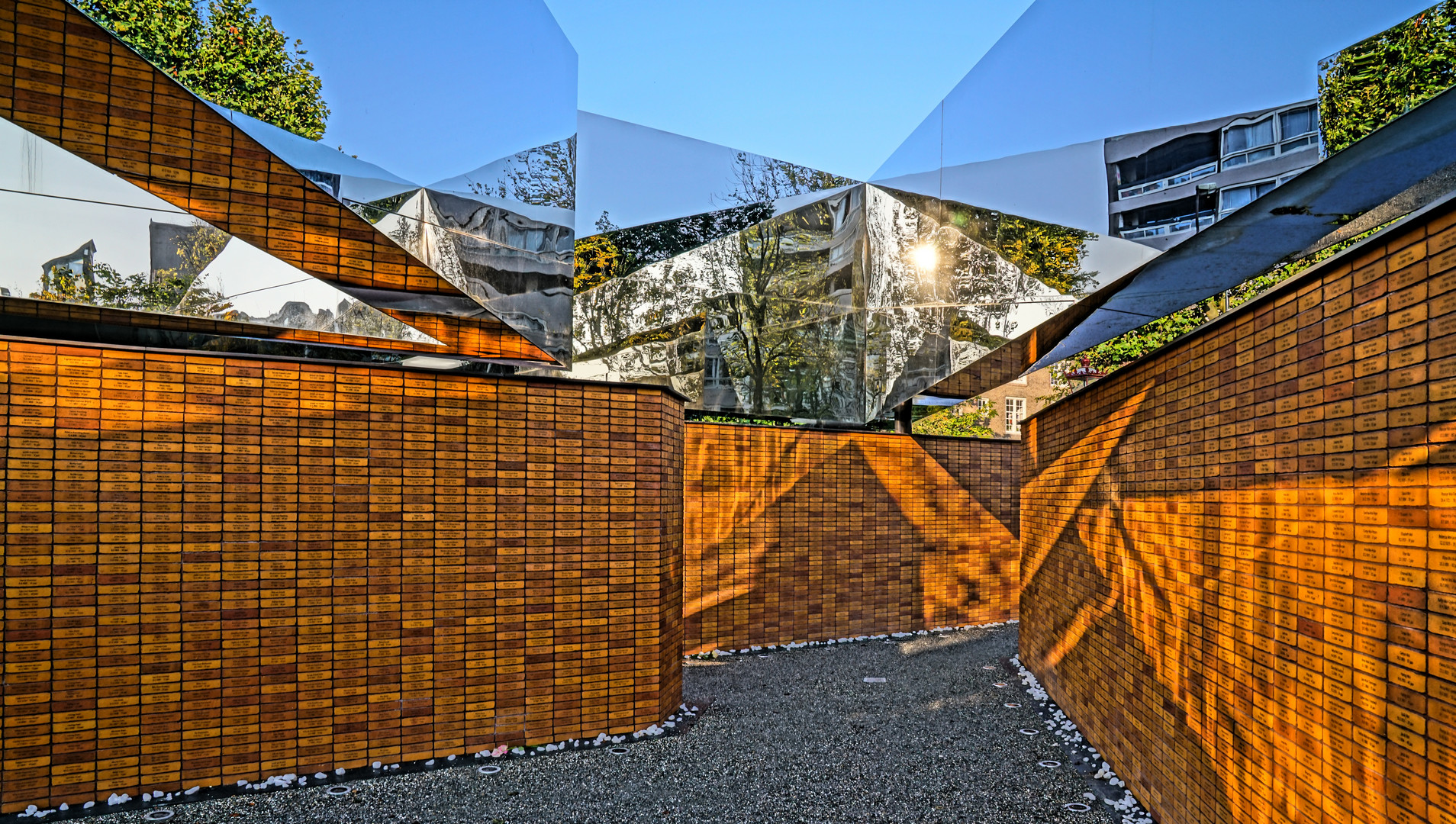 Nationaal Holocaust Namenmonument Amsterdam