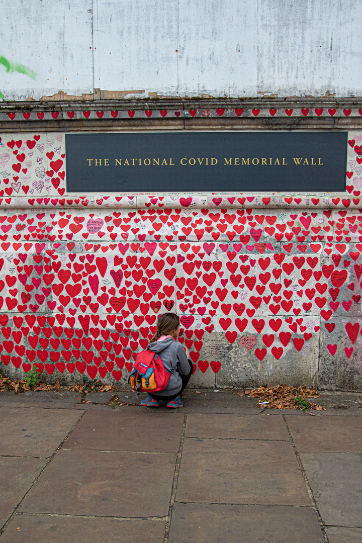 National covid memorial wall