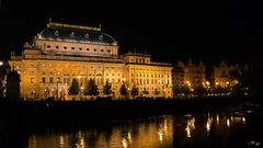 National Theater bei Nacht