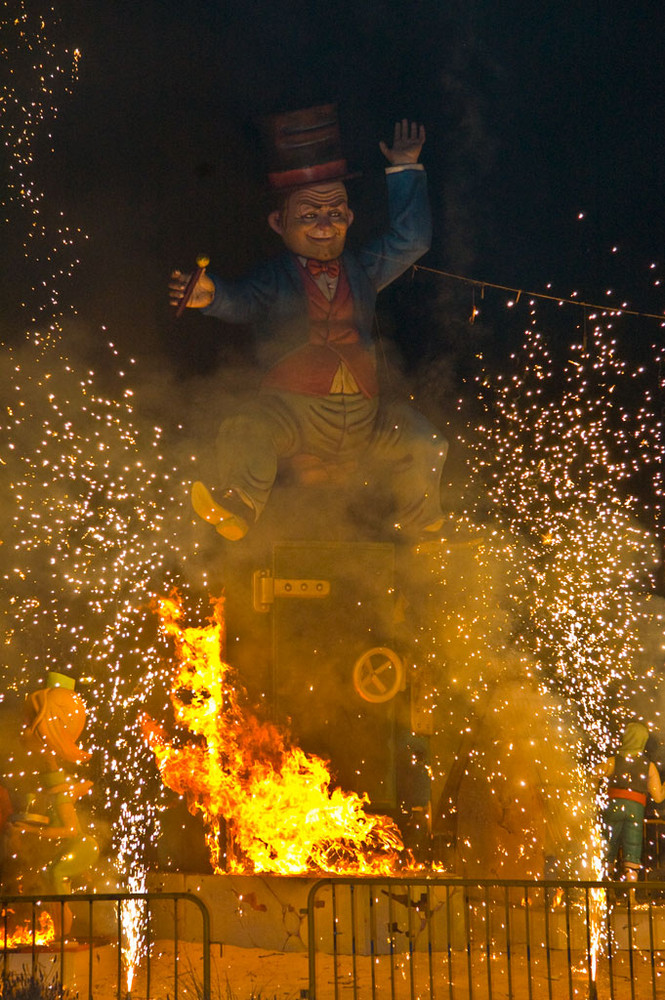 Nationalfeiertag Spain Mallorca mit gigantischem Feuerwerk