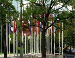 Nationalflaggen vor dem Europäischen Patentamt in Berlin