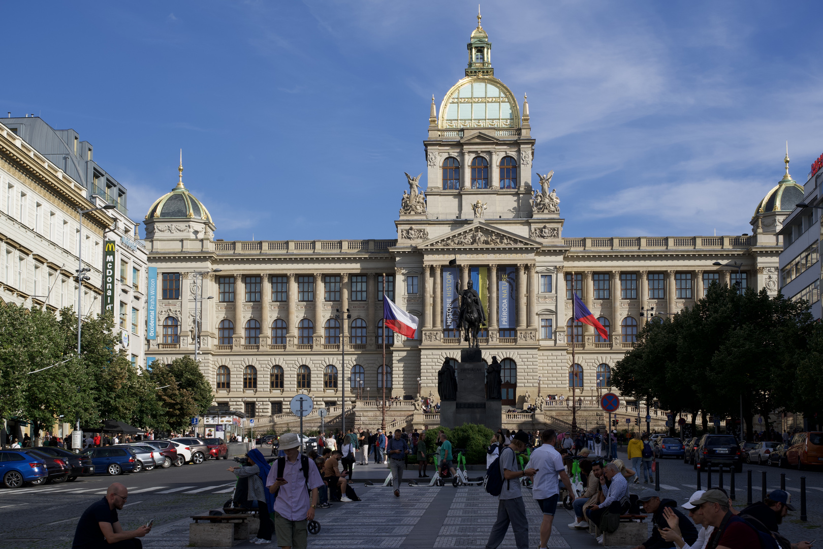 Nationalmuseum Prag in der Nachmittagssonne