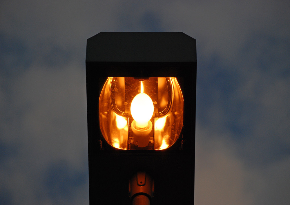 Natriumdampflampe am Hauptbahnhof
