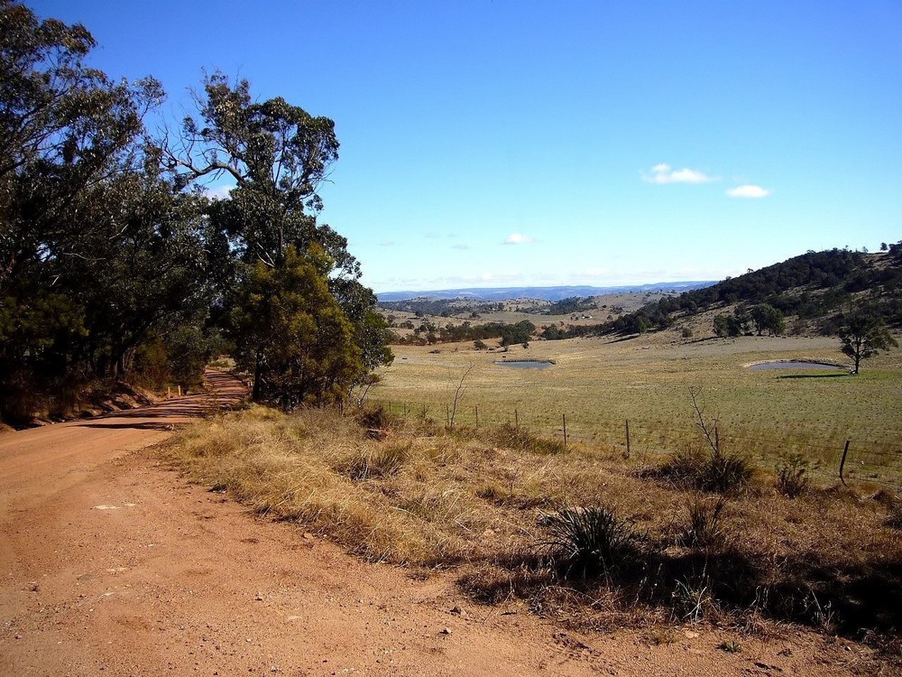 Nattai reserve en direction des grottes de Wambyan