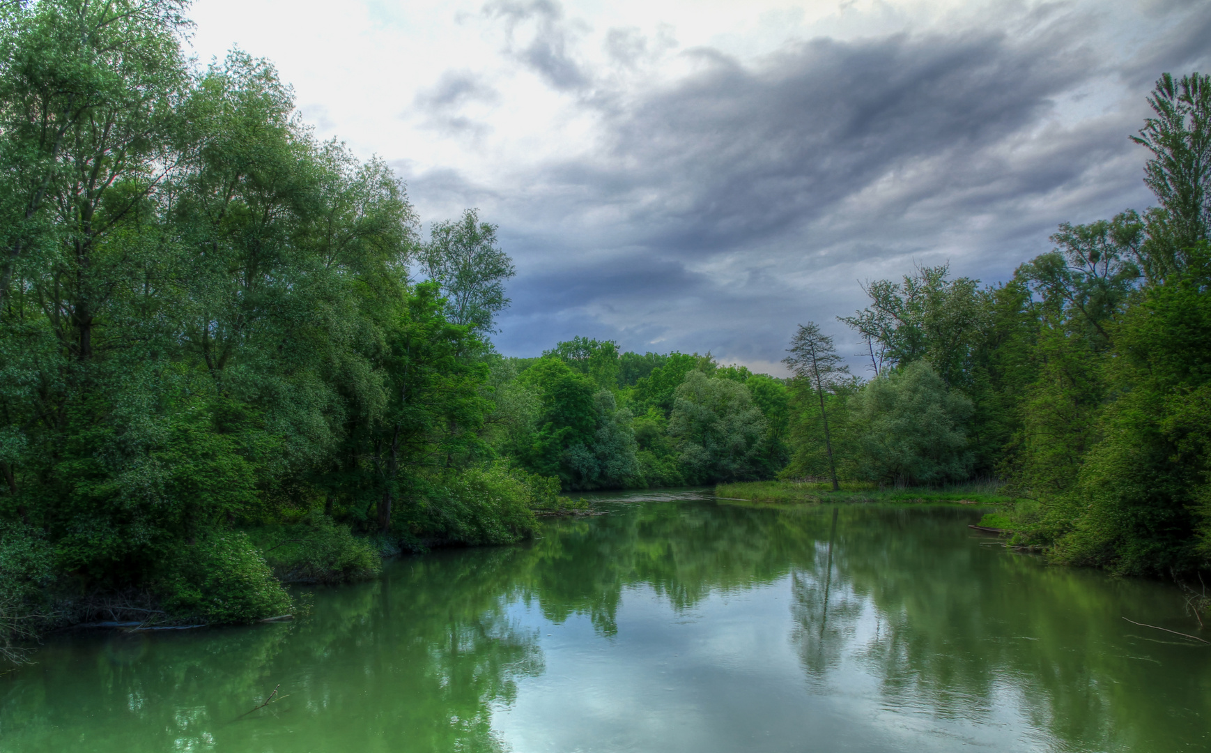 Natürliche Flusslandschaft