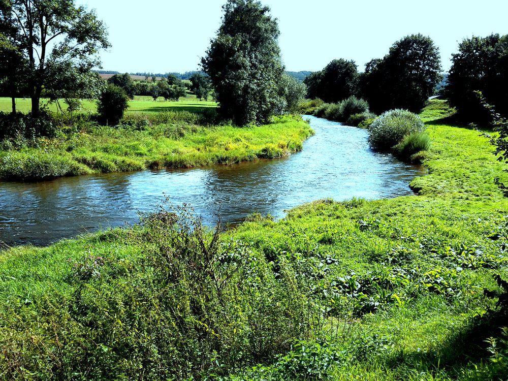 Natürliche Flusslandschaft Foto & Bild landschaft, bach, fluss & see, flüsse und kanäle Bilder Natürliche Flusslandschaft Foto & Bild landschaft, bach, fluss & see, flüsse und kanäle Bilder