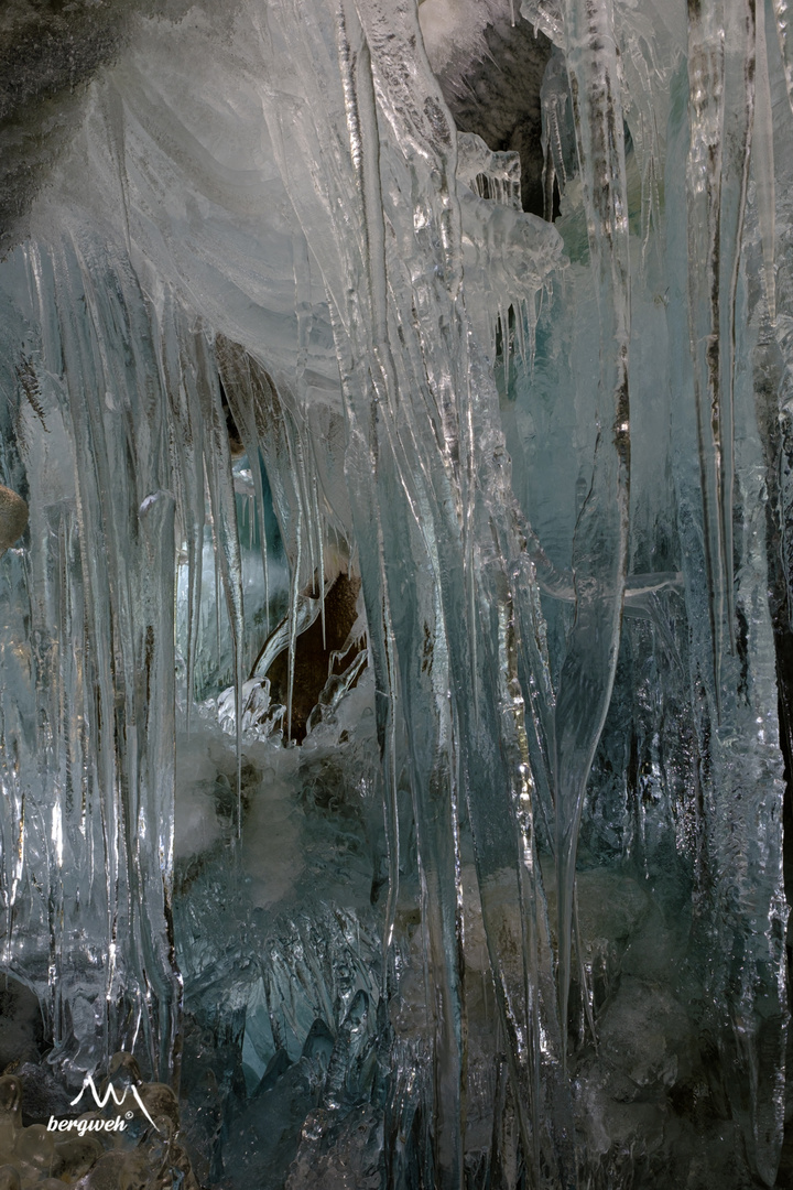 Natur-Eispalast Hintertuxer Gletscher