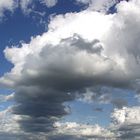 Natur pur: Street of clouds