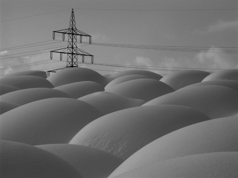 Natur und Technik , Brennweite 200mm von Manfred Nester