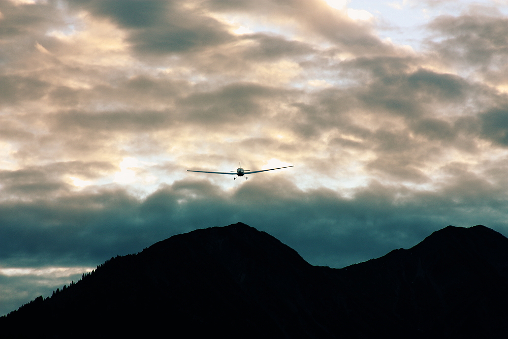 Natur und Technik - in einem besonderen Licht by Charly Winkler 