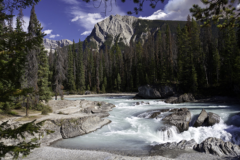 Natural Bridge und Mount Stephen, Yoho Nationalpark, British Columbia, Kanada