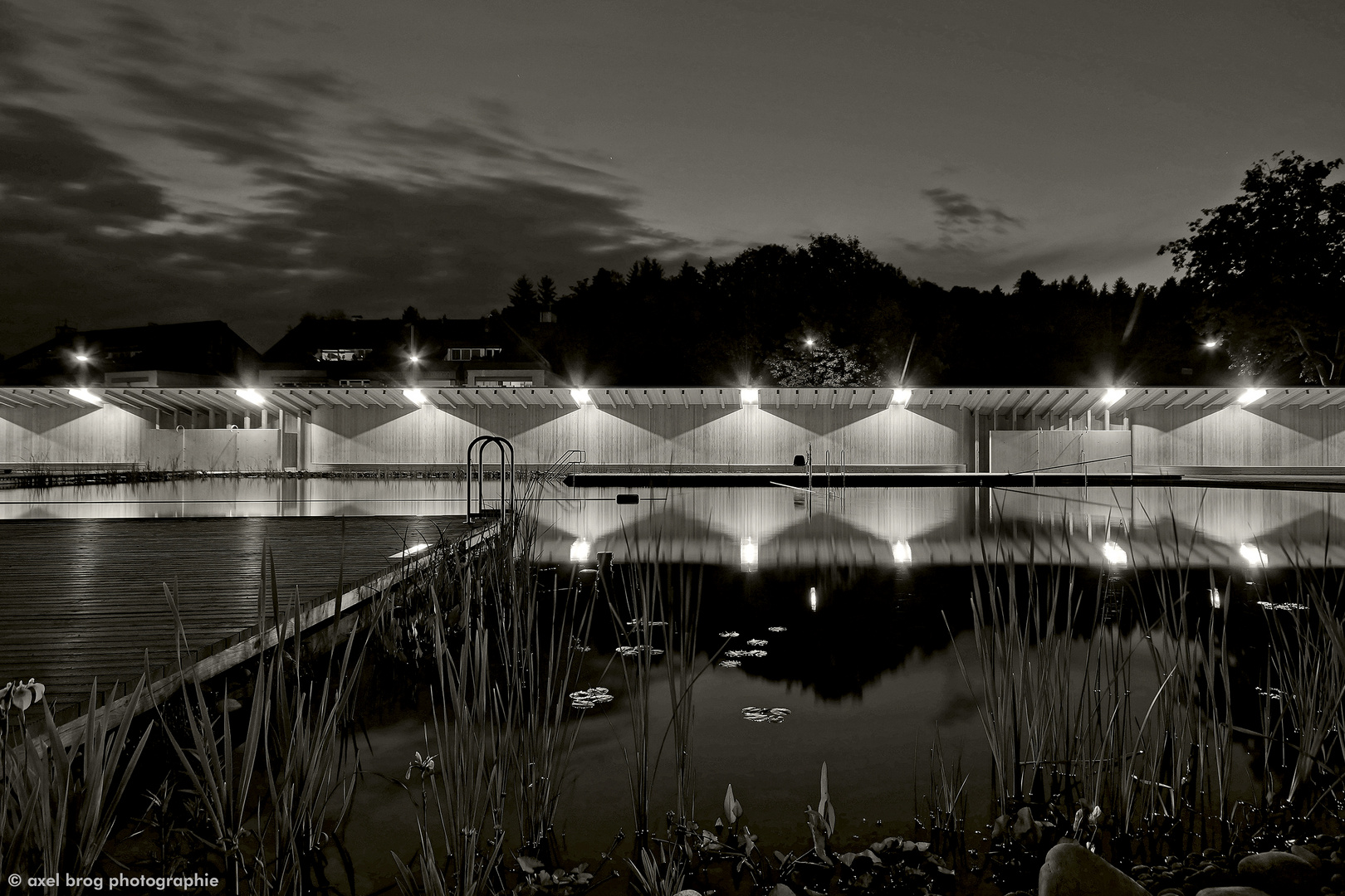 Naturbad Riehen I by Axel Brog