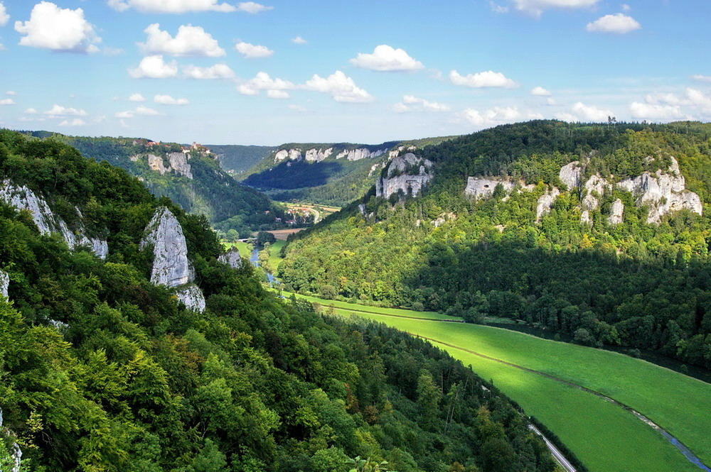 Naturpark Obere Donau (1); Blick vom Eichfelsen ins Donautal