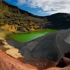 Naturphänomen  "Charco de los Clicos" bei El Golfo, einem kleinen Fischerort  an der Westküste.