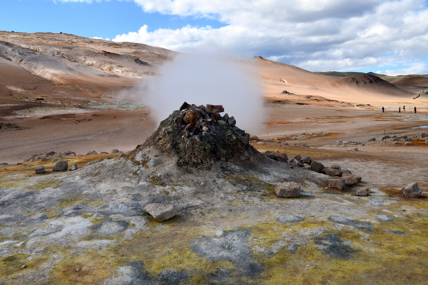 Naturschauspiel im Hochtemperaturgebiet Hverarönd