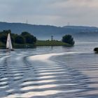 Naturschönheit im Ruhrgebiet: der Kemnader See mit seinem weltberühmten Leuchtturm...