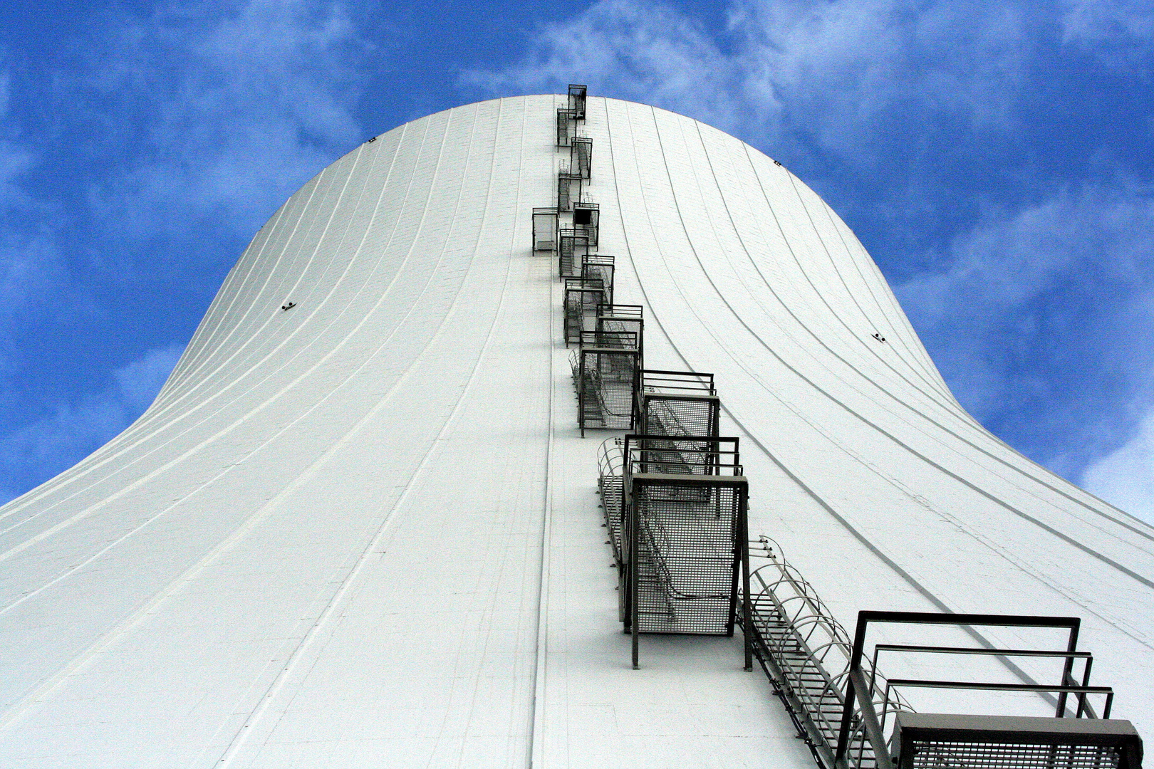 Naturzugkühlturm des HKW Heilbronn